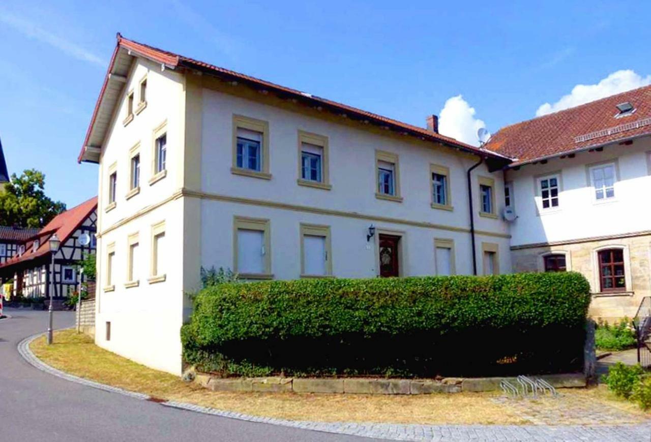 Villa Merzbach - Wohnen Wie Im Museum Mit Komfort Untermerzbach Luaran gambar